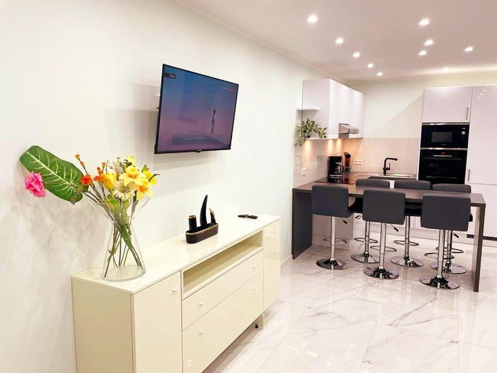 Davidoff-Apartment Seelze Exteriör bild