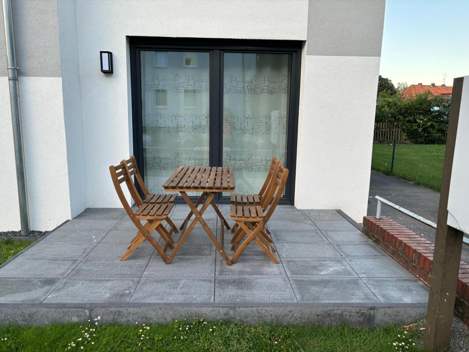 Davidoff-Apartment Seelze Exteriör bild